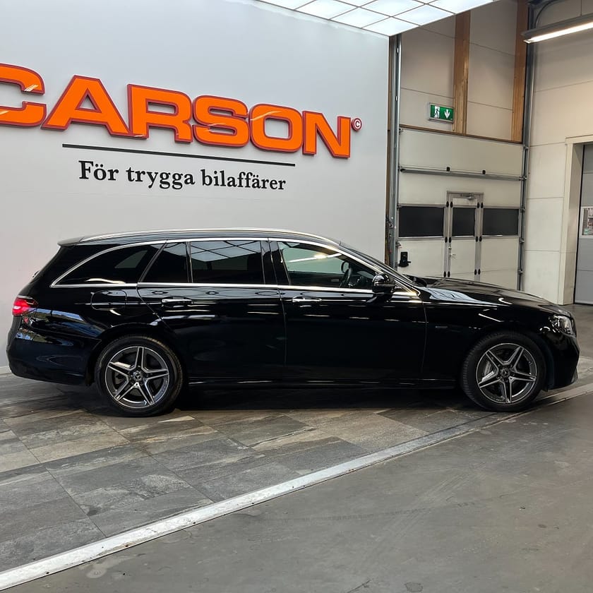 Bild 3 av Mercedes-Benz E 300 T de AMG Premium Widescreen 360° Drag