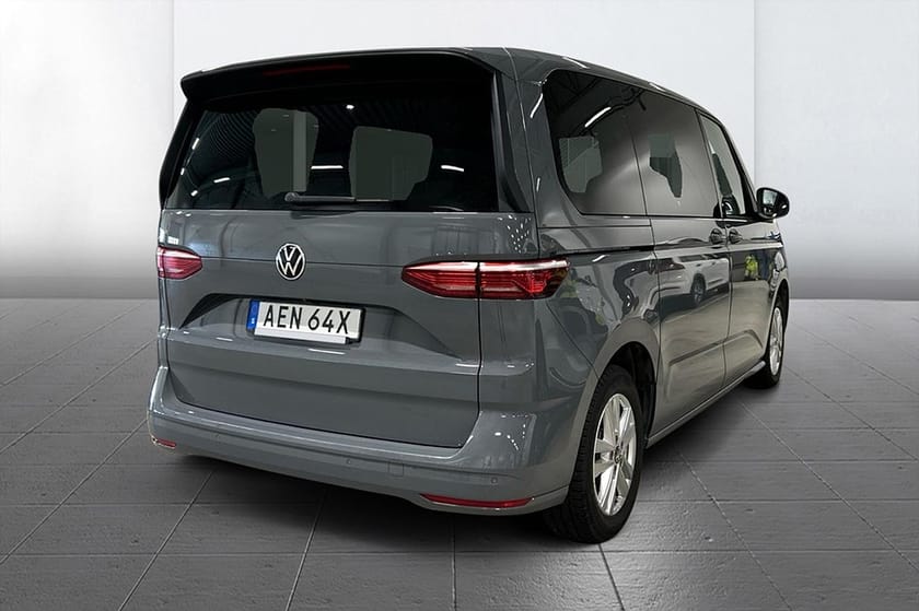 Bild 4 av Volkswagen Multivan eHybrid 1.4 TSI Plus 5-sits Drag Navi Kamera Cockpit MOMS 218hk