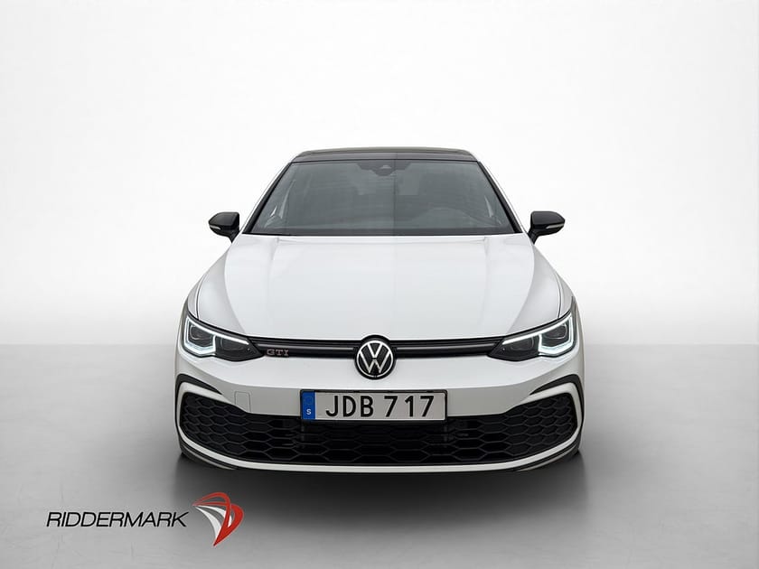Bild 2 av Volkswagen Golf GTI 2.0 TSI Pano Matrix Cockpit Black Style