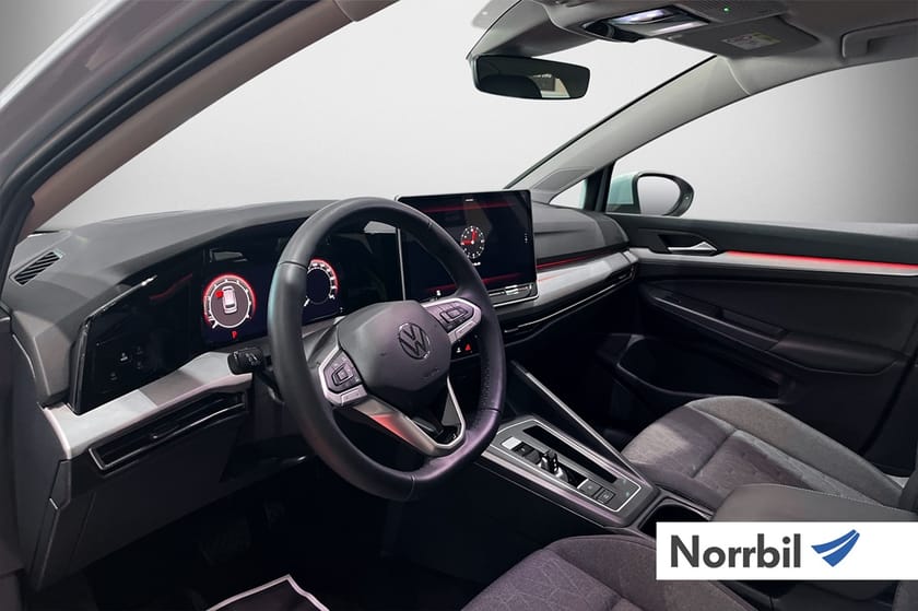 Bild 5 av Volkswagen Golf Sportscombi 1.5 eTSI 150 DSG Drag/Värmare/Lågmil