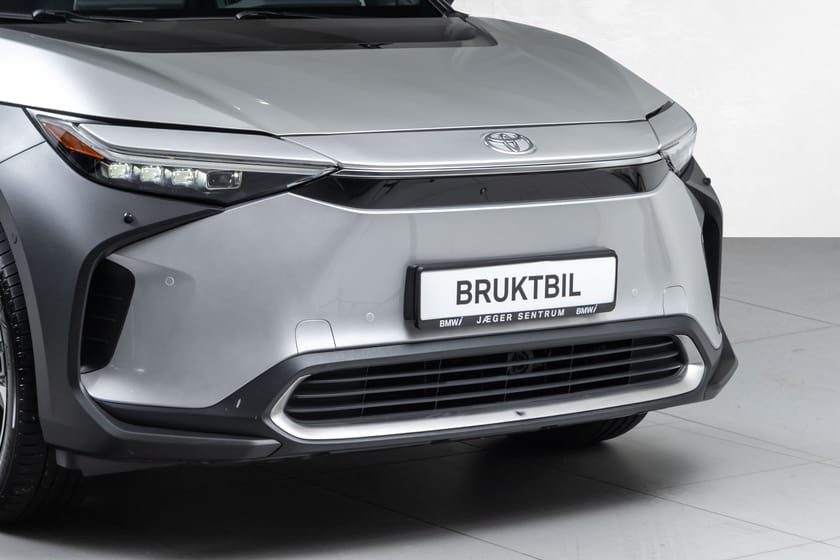 Bilde 2 av Toyota bZ4X Executive-Glasstak-Skinn