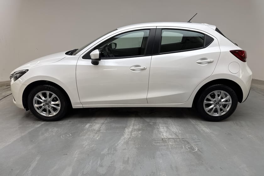 Bild 2 av Mazda 2 1.5 5dr (75hk) Core AC Farthållare