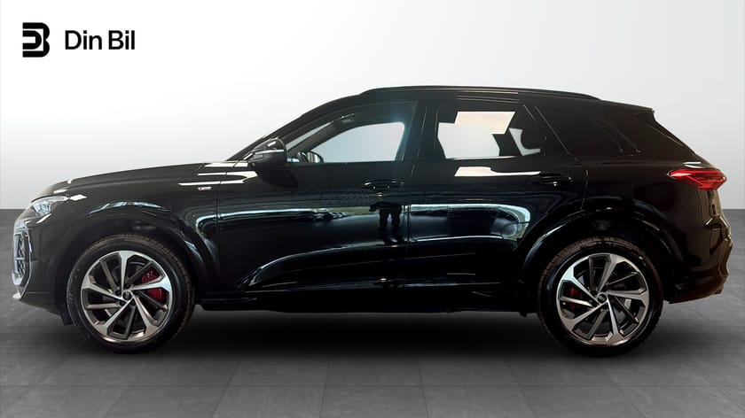 Bild 2 av Audi Q5 40 TDI 204HK q S-tr S-line / Tech Plus / Drag / Vä