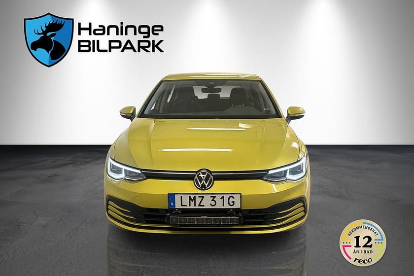 Bild 3 av Volkswagen Golf 1.5 eTSI FIRST EDITION SUPERDEAL 3.95% / VÄRMARE / PDC