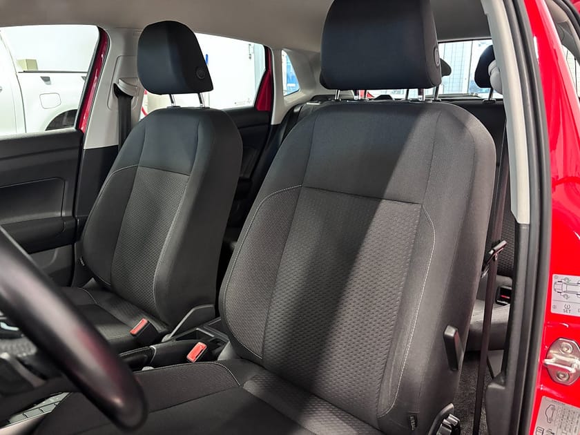 Bild 5 av Volkswagen Polo 1.0 TSI OPF Aut 95Hk Base Motorvärmare V-hjul Bluetooth