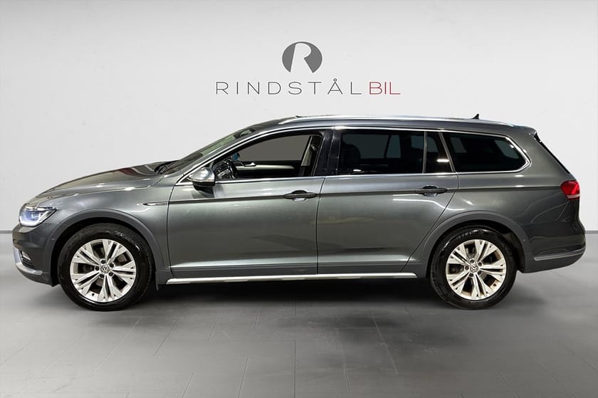 Bild 4 av Volkswagen Passat Alltrack 2.0 TDI 190 HK DSG 4M DRAG M&K NAVI COCKPIT 15100MIL