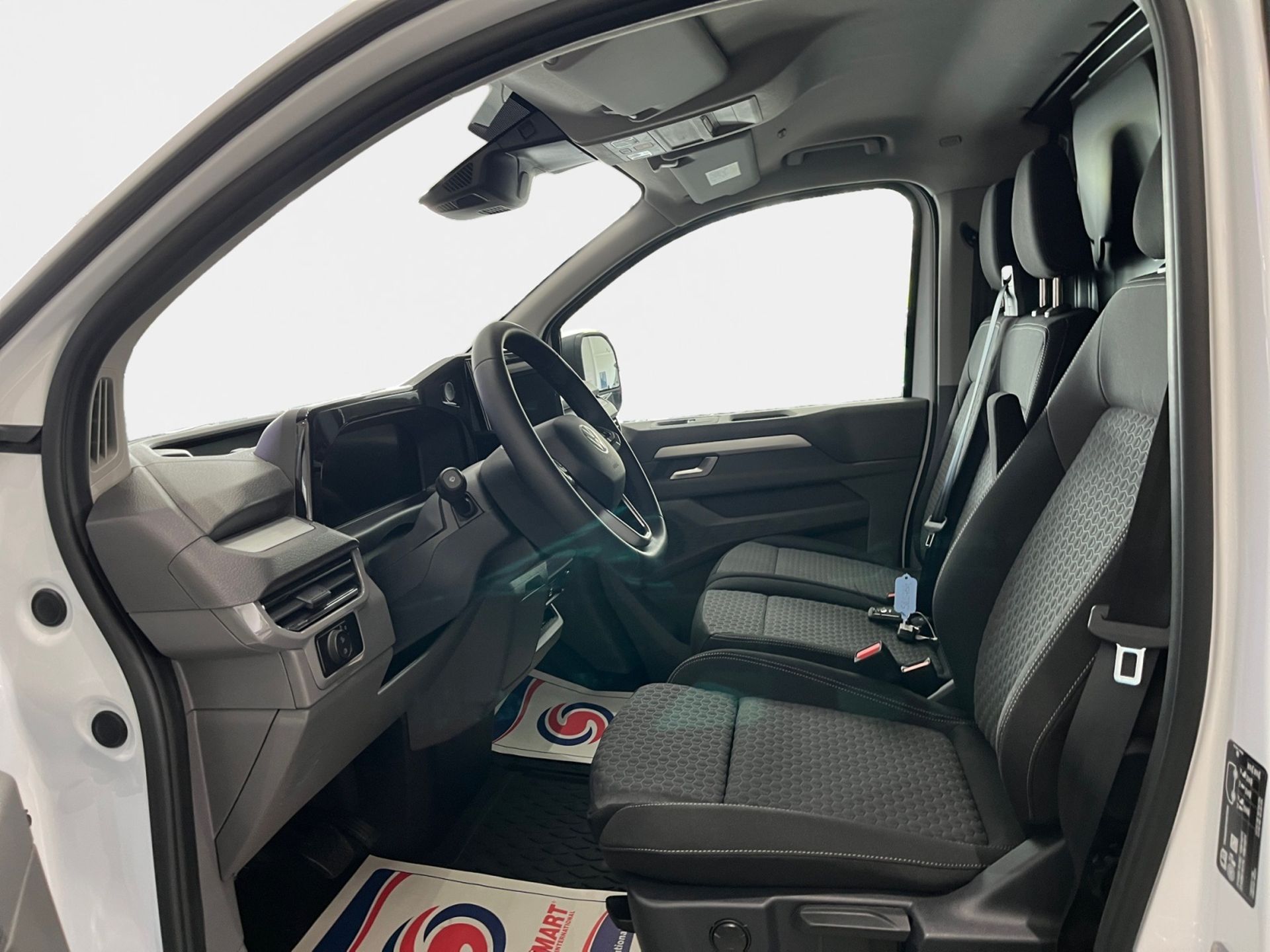 Volkswagen Transporter 2.0 TDI BMT 2025, kuva 6/13