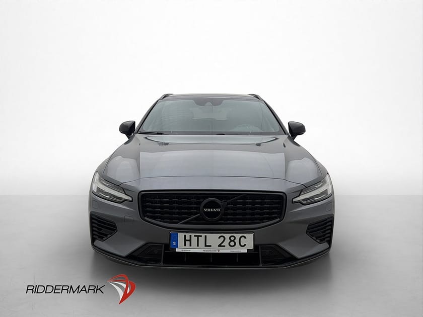 Bild 2 av Volvo V60 T8 AWD R-Design H/K Kamera Värmare Navi Drag