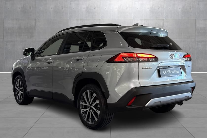 Bilde 3 av Toyota Corolla Cross Hybrid AWD-i Executive navi