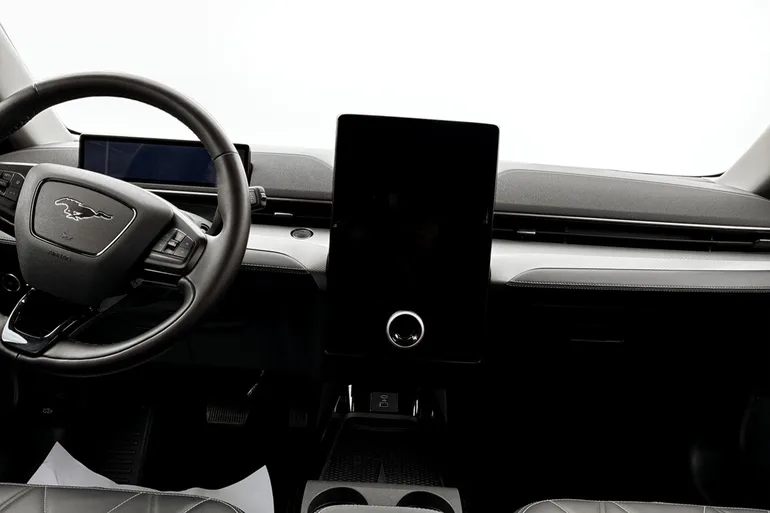 Ford Mustang Mach-E Standard Range