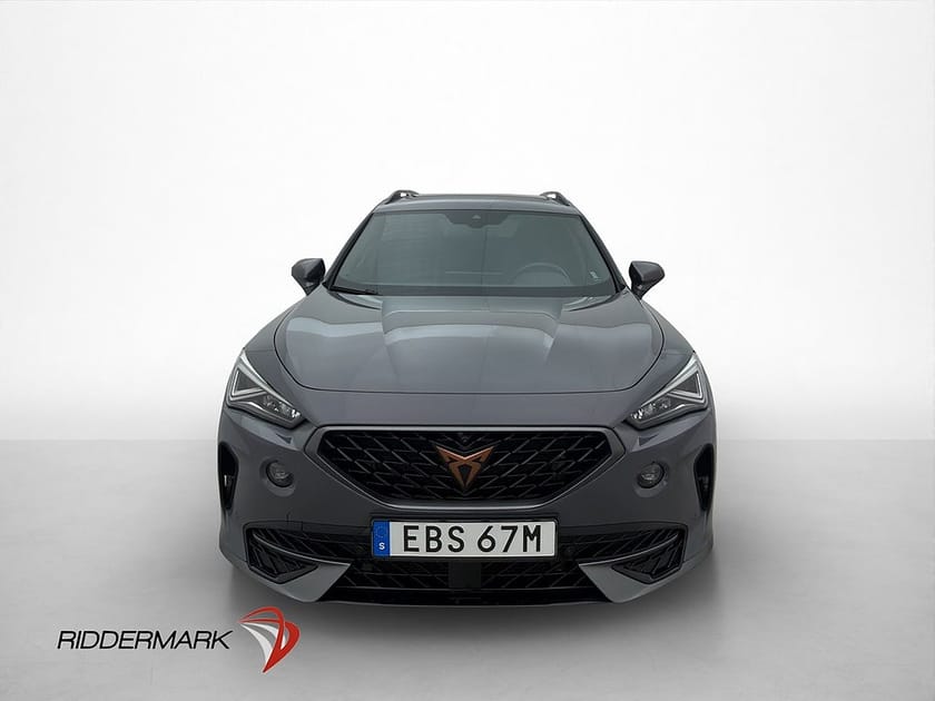 Bild 2 av CUPRA Formentor VZ e-Hybrid Cockpit Pano 360° Skinn Drag