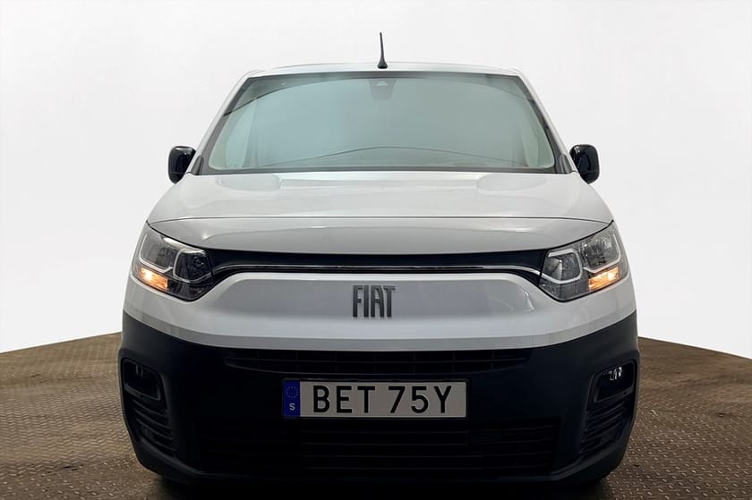 Bild 3 av Fiat E-Doblò Van 50 kWh CCS Head-Up Kamera PDC 3-sits 2xSidodörr NY BIL 136hk