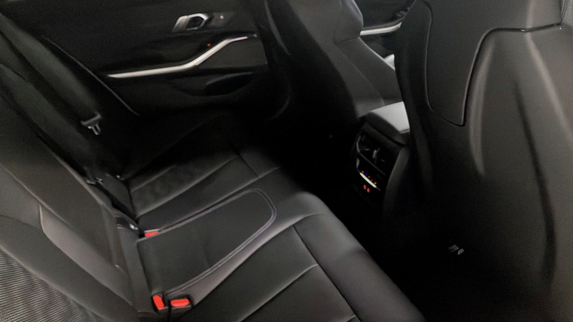 BMW M3 Competition Touring xDrive 2024, kuva 5/9