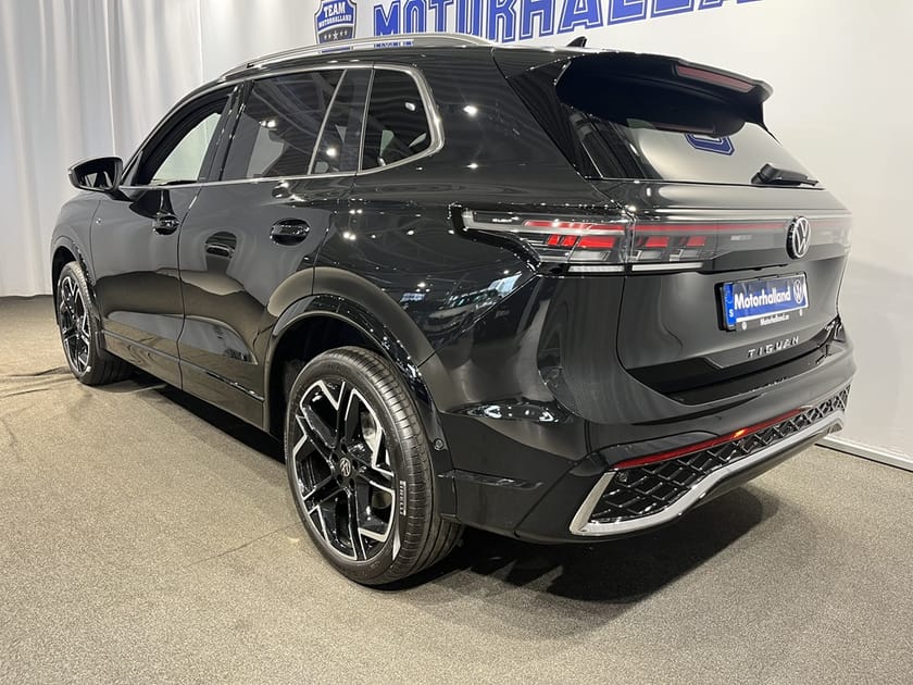 Bild 5 av Volkswagen Tiguan R-Line /Diesel / Drag / 360-kamera