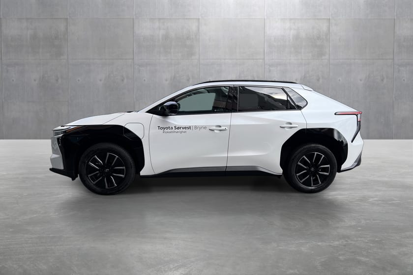Bilde 2 av Toyota bZ4X Elektrisk 343 hk Automatgir AWD Active Tech
