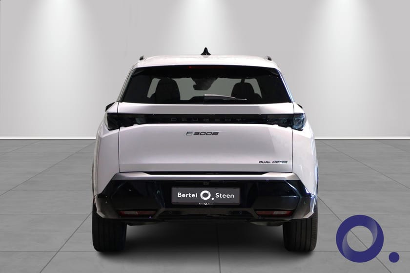 Bilde 3 av Peugeot E-5008 Dual Motor