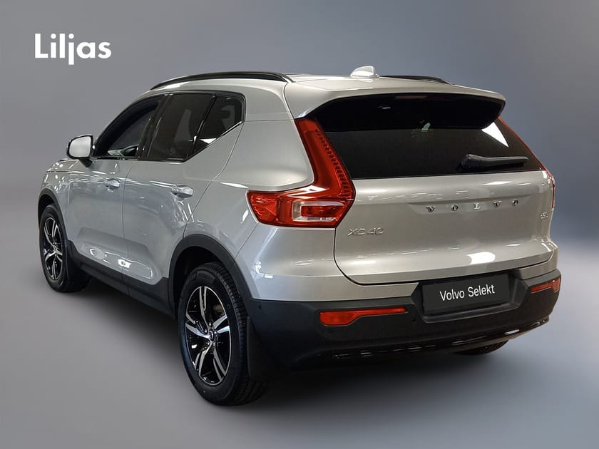 Bild 4 av Volvo XC40 B3 FWD Bensin Plus Dark//Drag//360-Kamera//