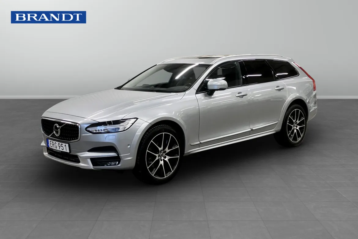 Volvo V90 Cross Country