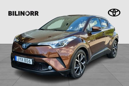 Toyota C-HR Hybrid 1,8 X EDT SKINN JBL | DRAG | MV | VHJUL