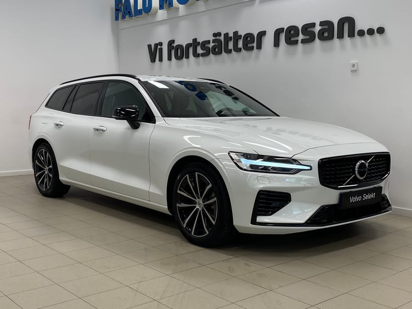 Bild 1 av Volvo V60 T6 Plus Dark Edition