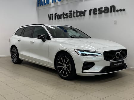 Volvo V60 T6 Plus Dark Edition