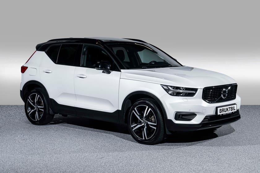 Bilde 1 av Volvo XC40 T5 TWIN ENGINE /R-Design/Skinn +++