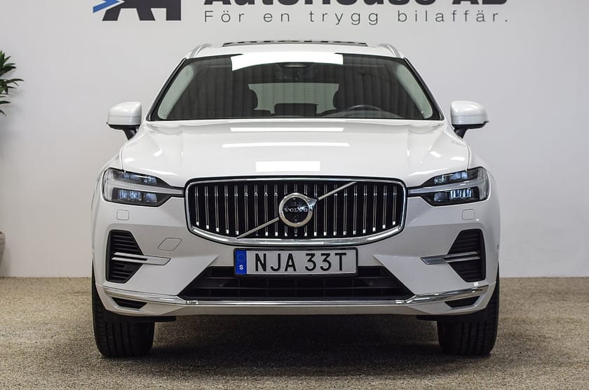 Bild 4 av Volvo XC60 Recharge T6 AWD Core Edition Glastak Drag Värmare 4,99%