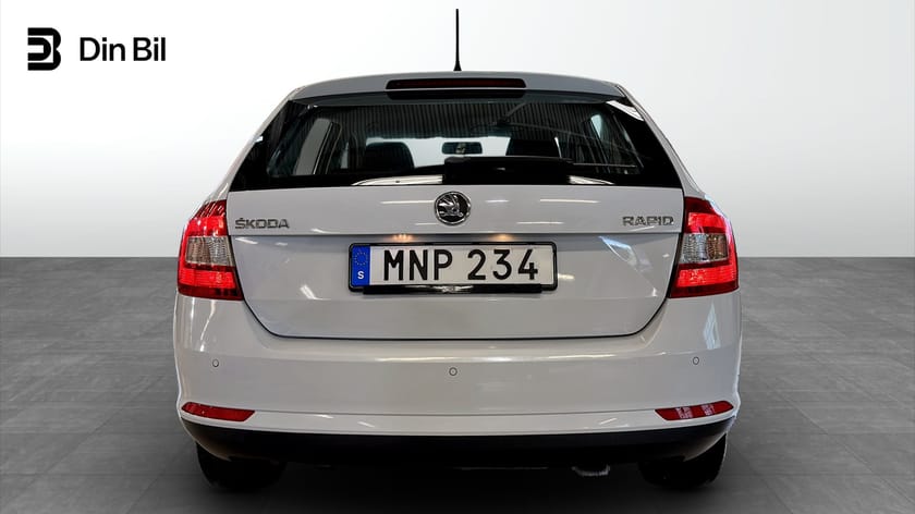 Bild 5 av Škoda Rapid Spaceback Elegance 1.2 TSI 105hk Sensorer bak / Navigation