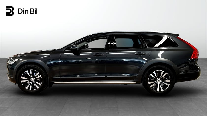 Bild 2 av Volvo V90 Cross Country D4 AWD 190hk/Momentum/Dragkrok