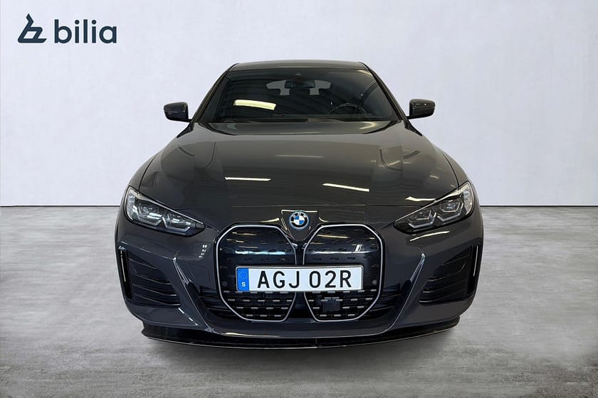 Bild 2 av BMW i4 eDrive40 Gran Coupé M Sport/19"/Harman Kardon/B-kamera