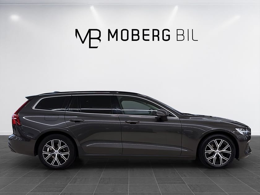 Bild 3 av Volvo V60 B4 Geartronic 197hk Core Navi PDC B-Kamera Keyless