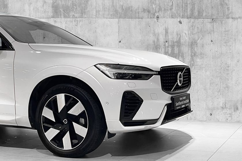 Bilde 2 av Volvo XC60 Recharge T6 Ult Dark KROK|PANO|20"|360|HUD|H&K|TONEDE