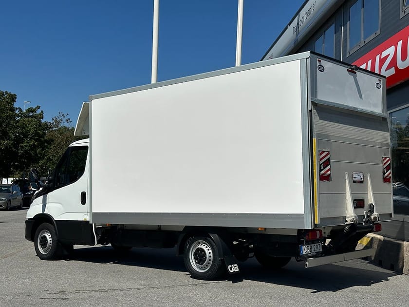 Bild 5 av Iveco Daily 35-140 Chassi Cab 18m3 Volymskåp med lyft | Hi-Matic | 3 års garanti