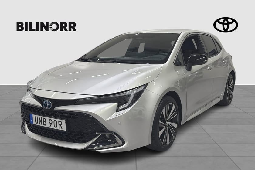 Bild 1 av Toyota Corolla Hybrid 1,8 5D STYLE, Vhjul, Mvärm