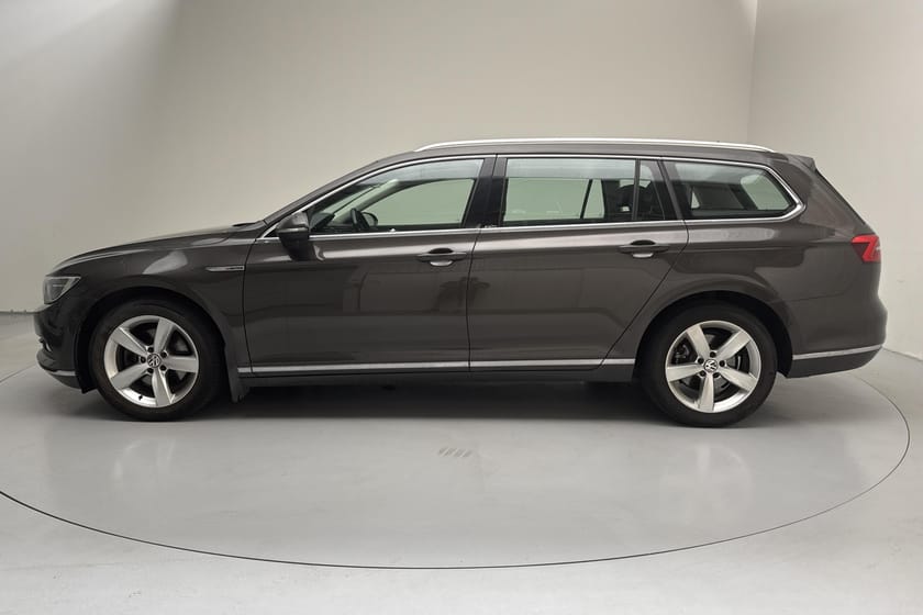 Bild 2 av Volkswagen Passat Sportscombi 2.0 TDI 4M 190hk GT GPS B-Kam