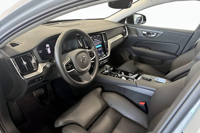 Bild 5 av Volvo V60 T6 Plus Dark Nordic Edition