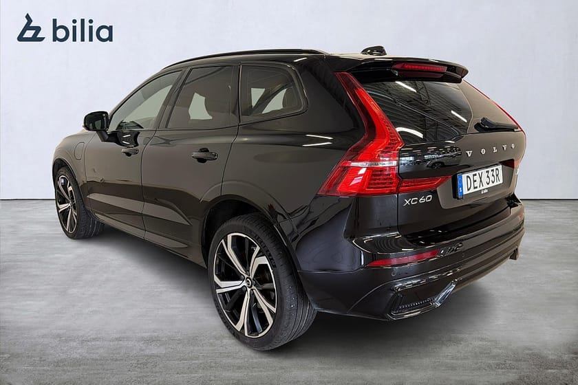 Bild 5 av Volvo XC60 Recharge T8 AWD R-Design / Pano / H&K / Lounge / Drag