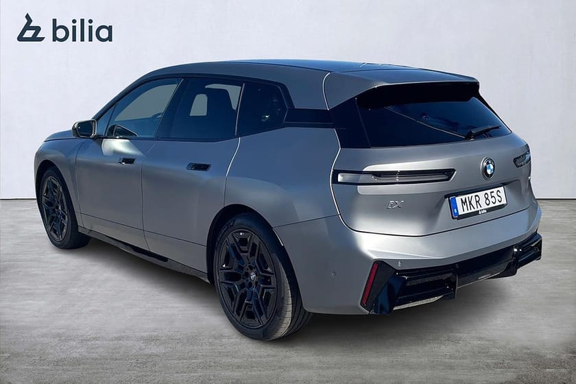 Bild 2 av BMW iX xDrive60 Supercharged Edition | Pro | Individual Frozen
