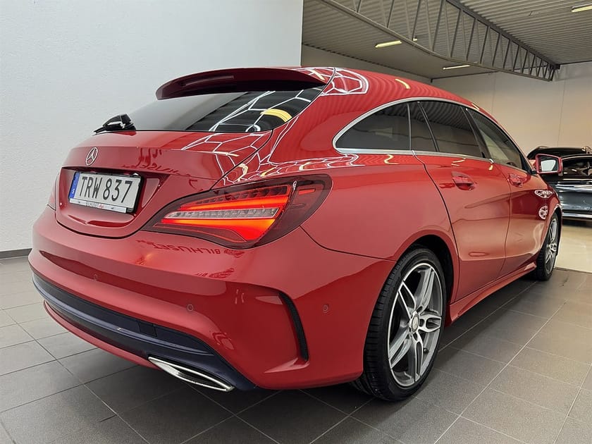 Bild 3 av Mercedes-Benz CLA 220 d Shooting Brake 170hk AMG Line Navi/Bkamera/Krok/Nyservad