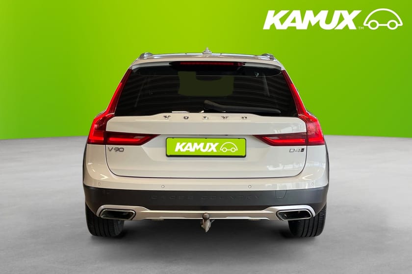 Bild 5 av Volvo V90 Cross Country D4 AWD  Advanced  D-Värm Drag Rattv