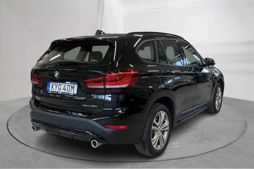 Bild 3 av BMW X1 sDrive20i (192hk) Sport Line GPS Head-up