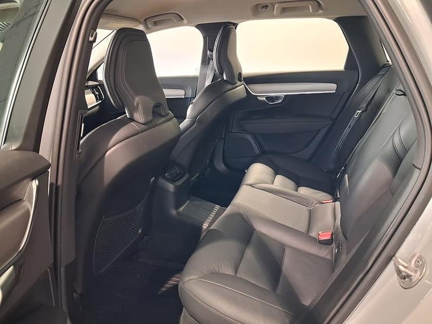 Bild 3 av Volvo V90