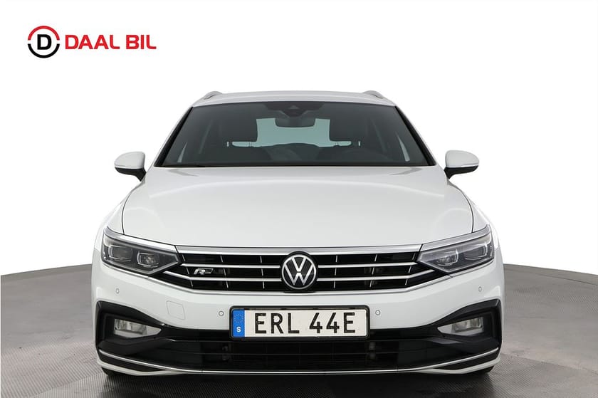 Bild 2 av Volkswagen Passat Sportscombi 2.0 TDI 4M 190HK R-LINE DRAG P-VÄRM B-KAM
