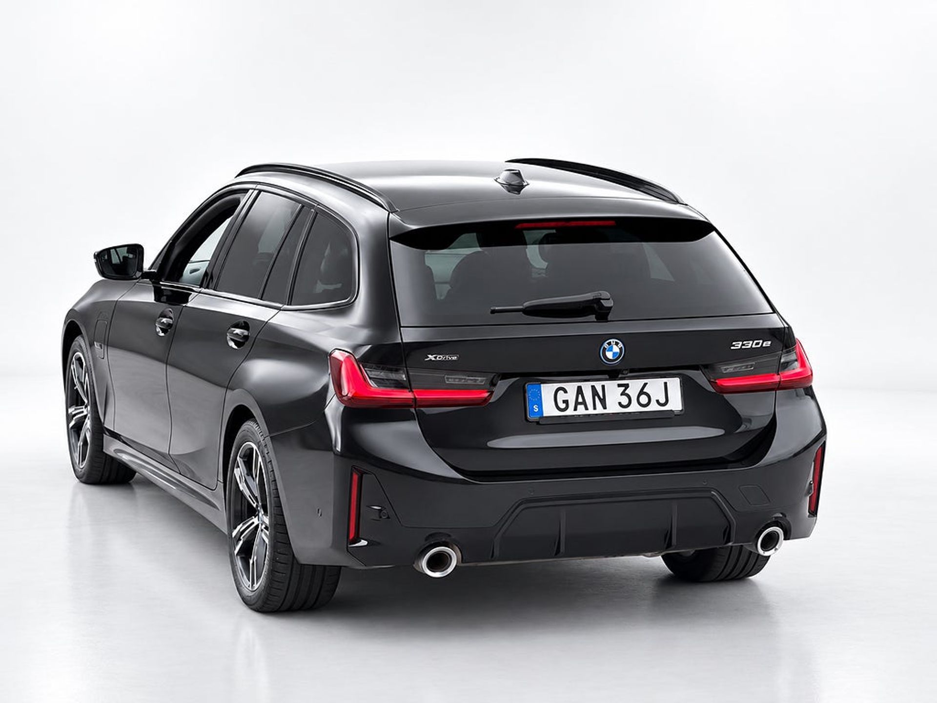 BMW 330 2023, bild 7/10