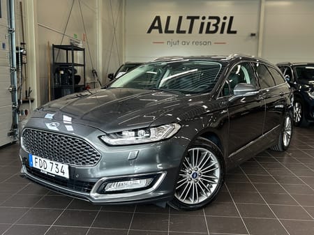 Ford Mondeo Kombi 2.0TDCi AWD AUT VIGNALE Värmare/Kamera/Drag/Pano/Skinn