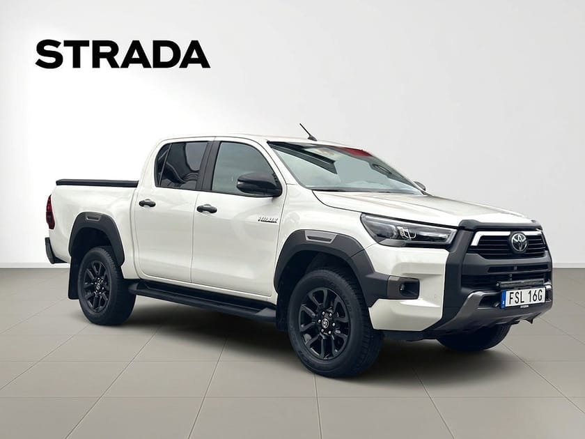 Bild 2 av Toyota Hilux Dubbelhytt 2.8 AWD Invincible FLAKLOCK | 2 395:-/mån |