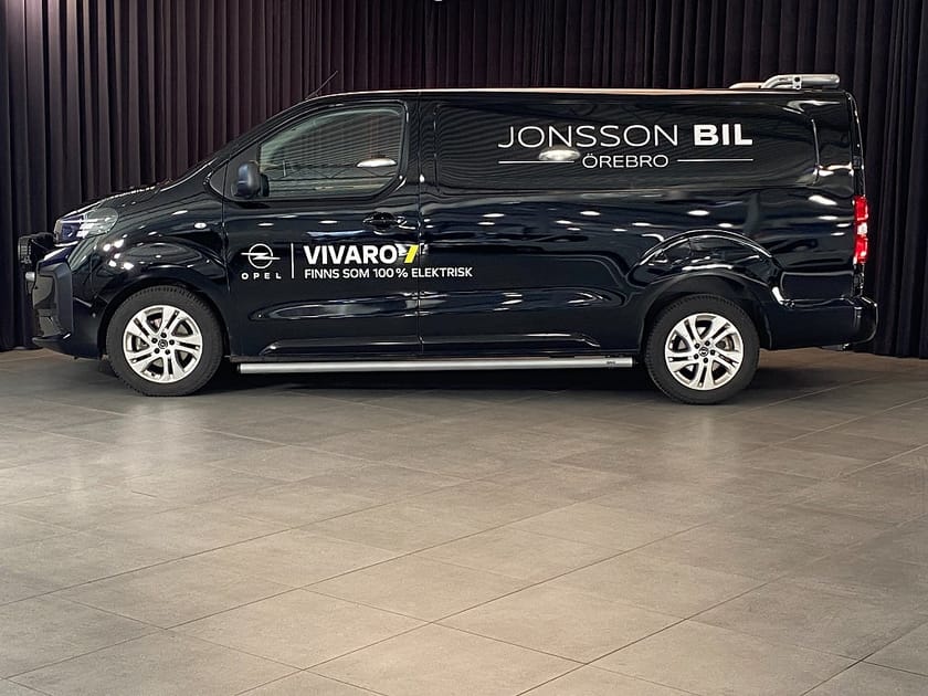 Bild 3 av Opel Vivaro Panel Van Long Demo / Elite / 180Hk / LeMansEdition / L3 Lång