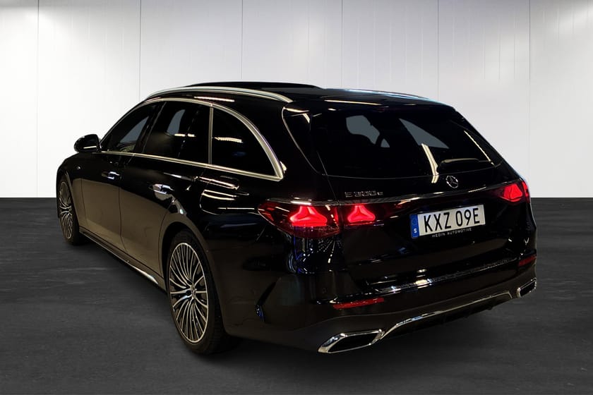 Bild 4 av Mercedes-Benz E 300 T e 9G | AMG | Pano | Drag | Hyperscreen | 360 | Exklusivpaket |