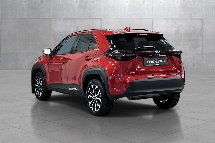 Bilde 3 av Toyota Yaris Cross Hybrid 115 AWD-i SUV 5d 1,5 Bensin Automat Active Tech