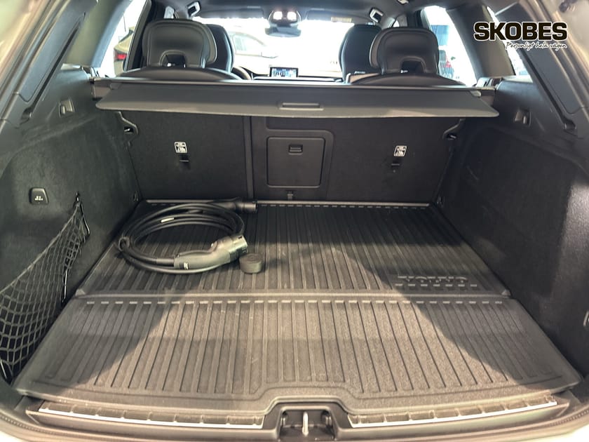 Bild 1 av Volvo XC60 T6 Plus Black Nordic Edition